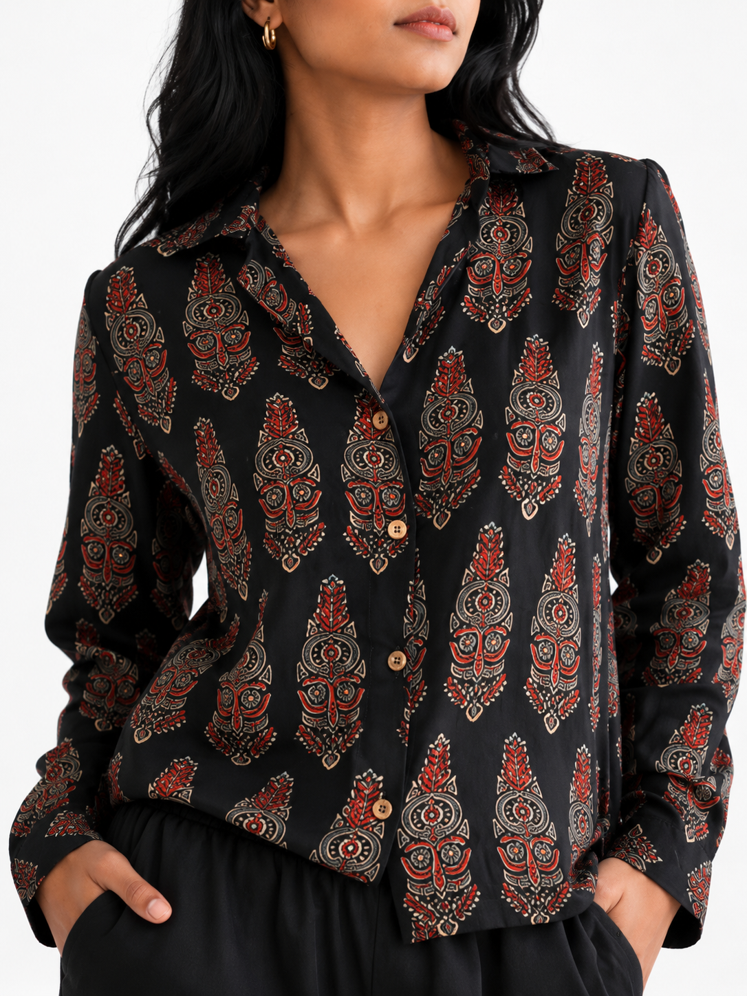 modal black shirt-closeUP